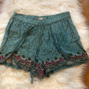 Hollister shorts!